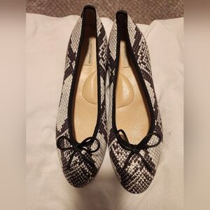 Ali macgraw snake pattern flats